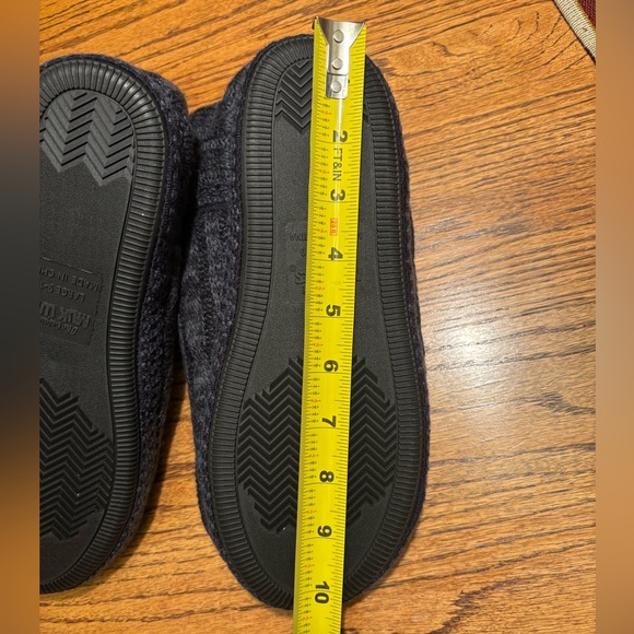 Muk Luks Cozy Charcoal Knit Slippers - Picture 7 of 7